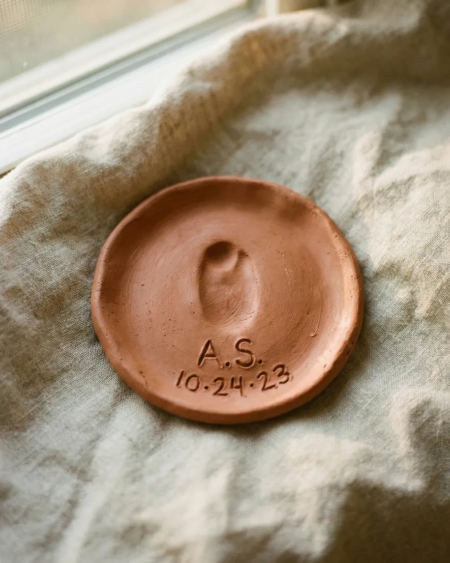 Clay Keepsake Dish – Personalized Pottery Ideas with Coil Technique 